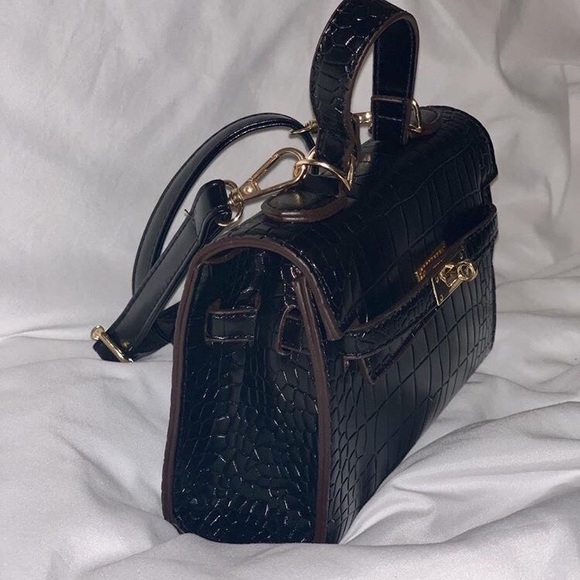 Crocodile print crossbody - Picture 2 of 5